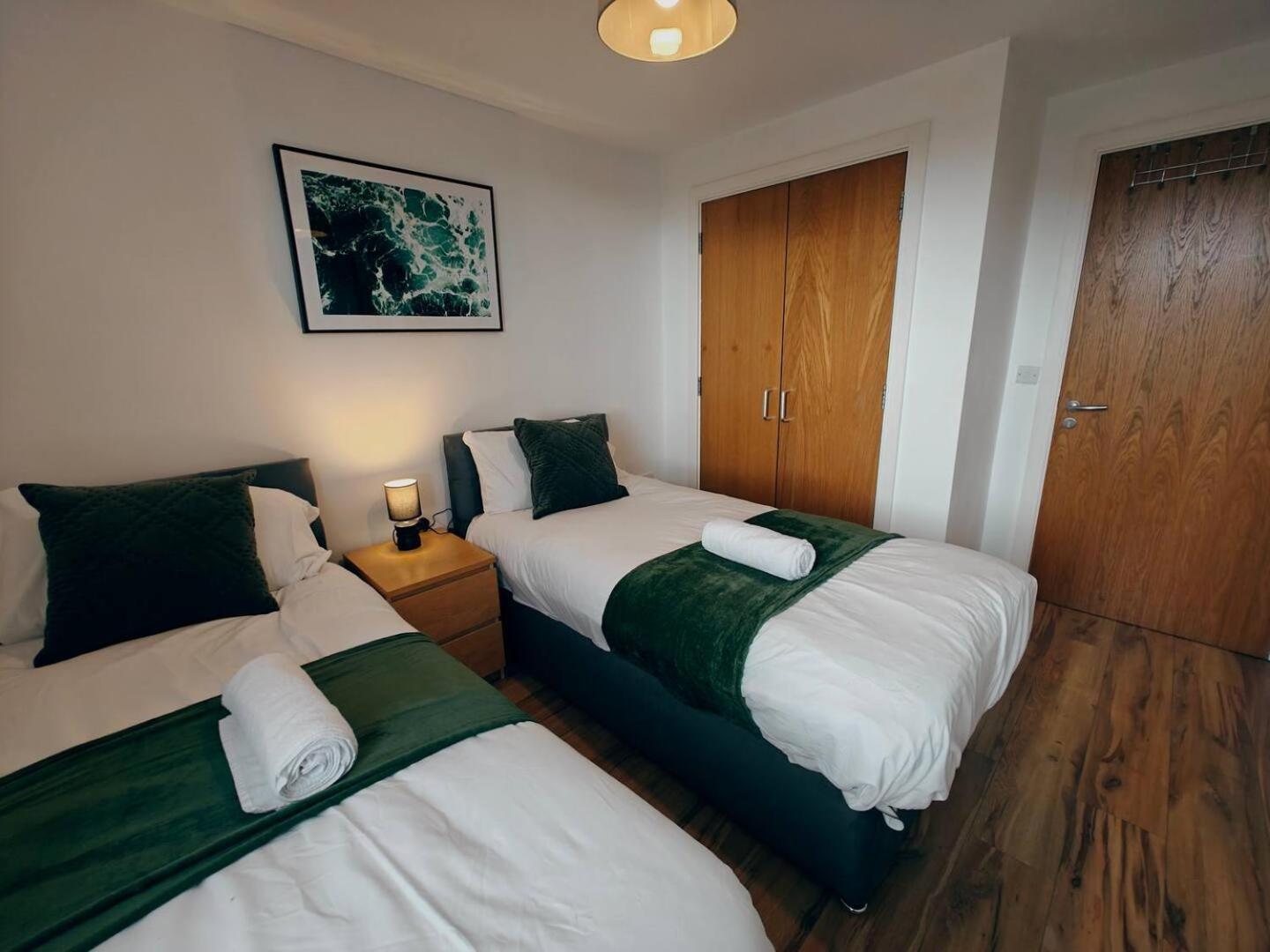 Apartment 2br Mountain View Centre Belfast