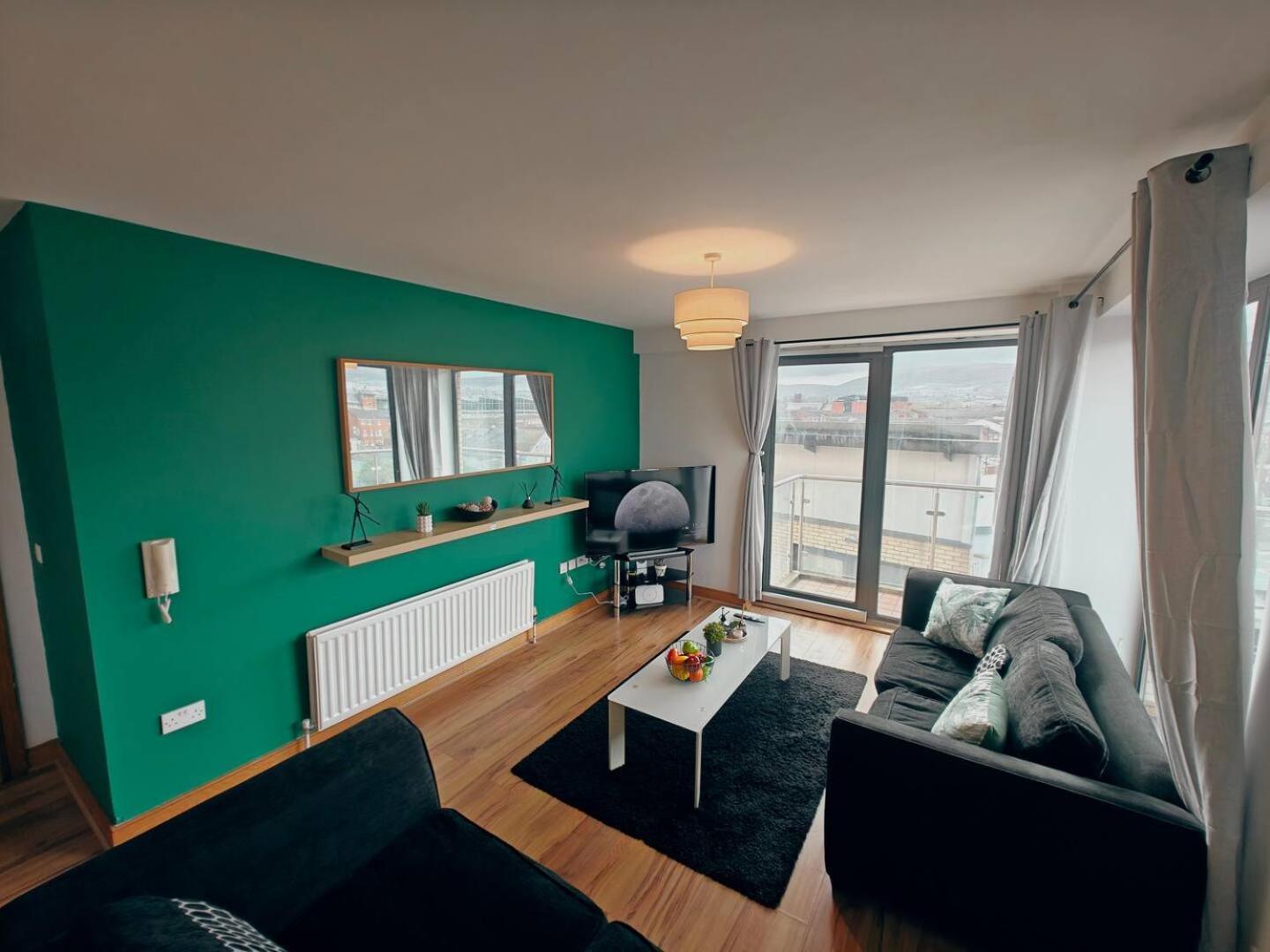 2br Mountain View Centre Belfast