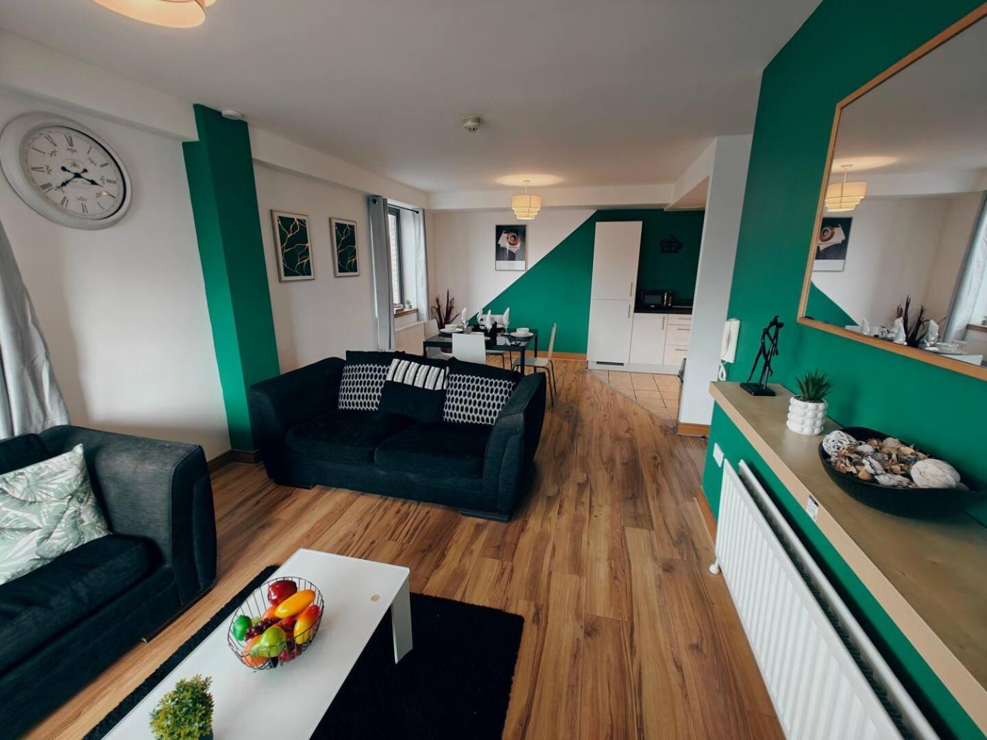 Apartment 2br Mountain View Centre *