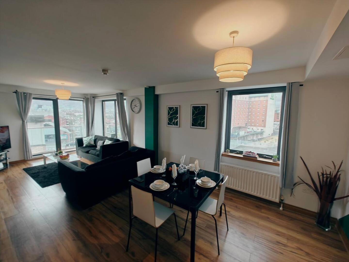 Apartment 2br Mountain View Centre